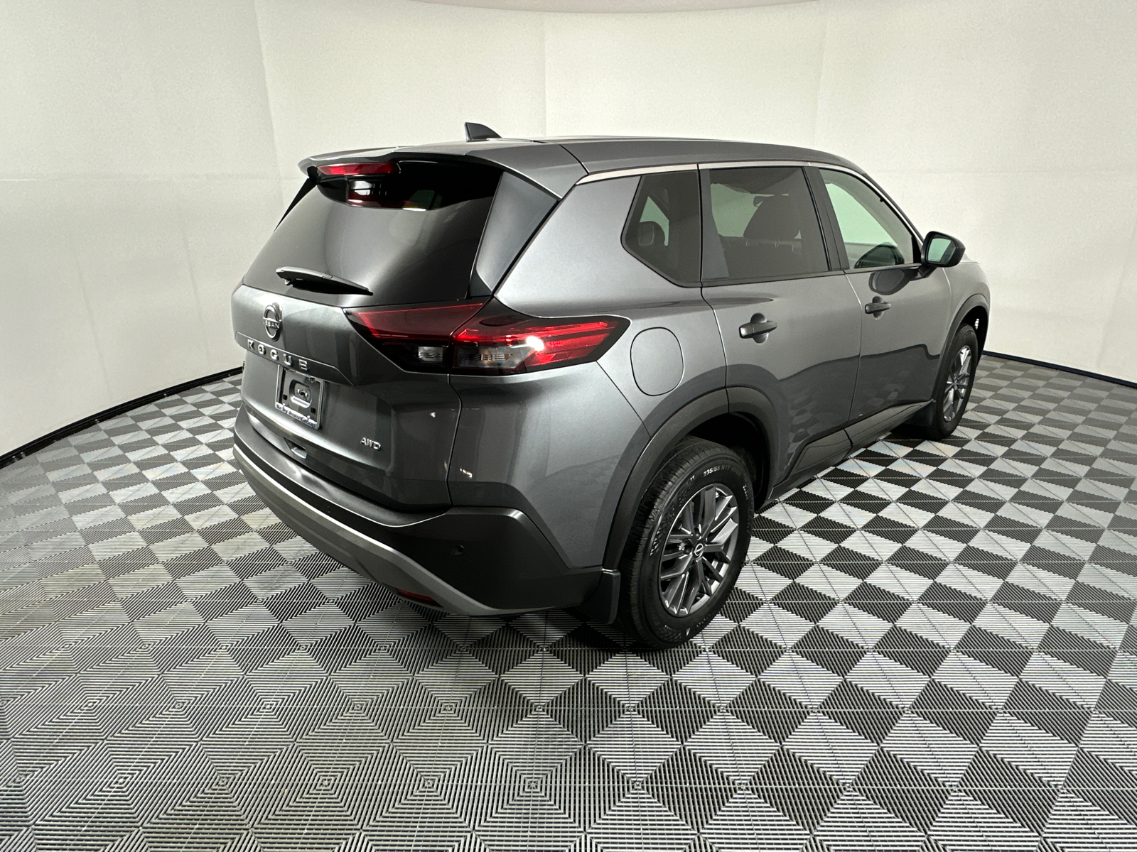 2023 Nissan Rogue S 7