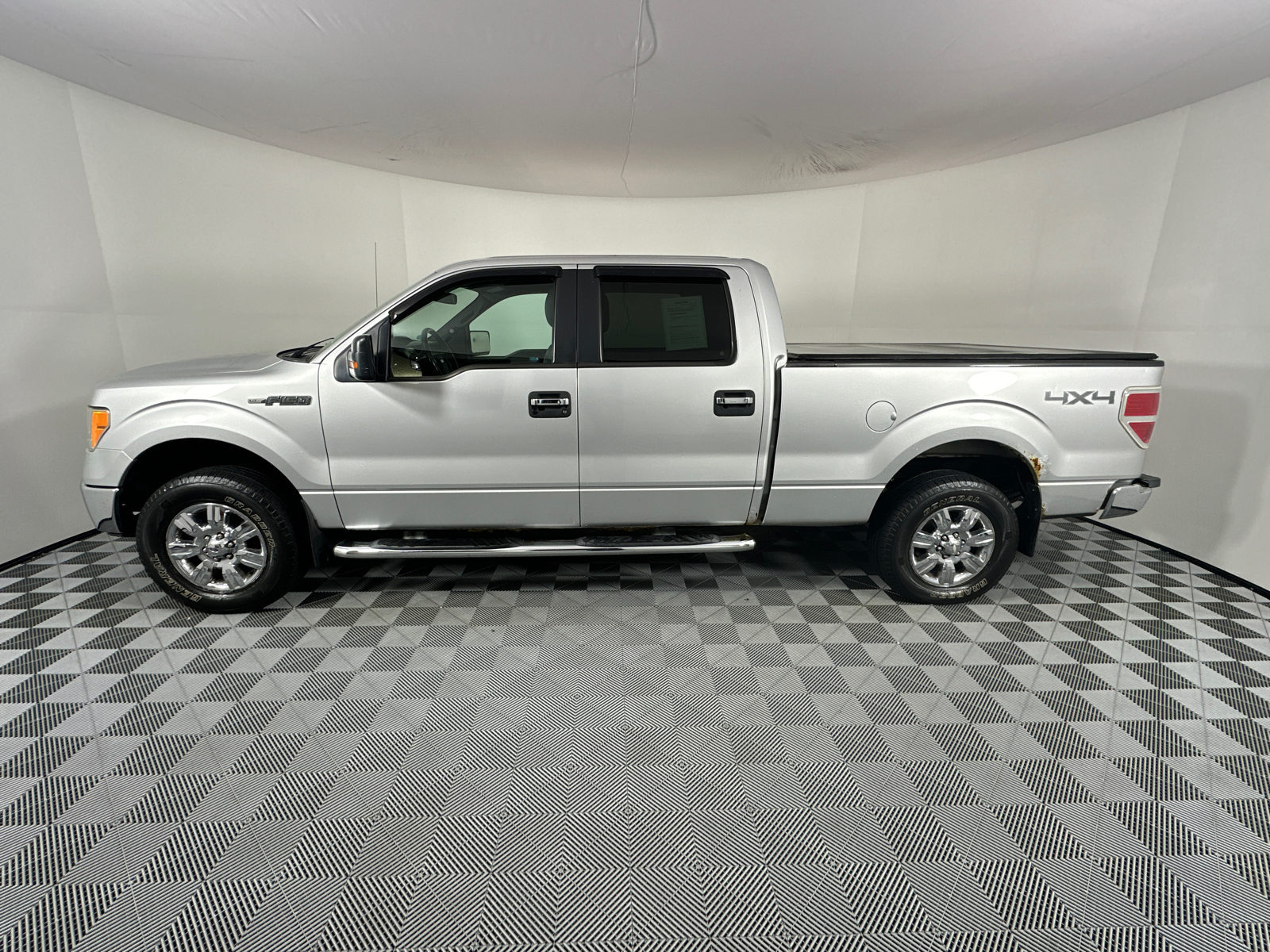 2012 Ford F-150  4