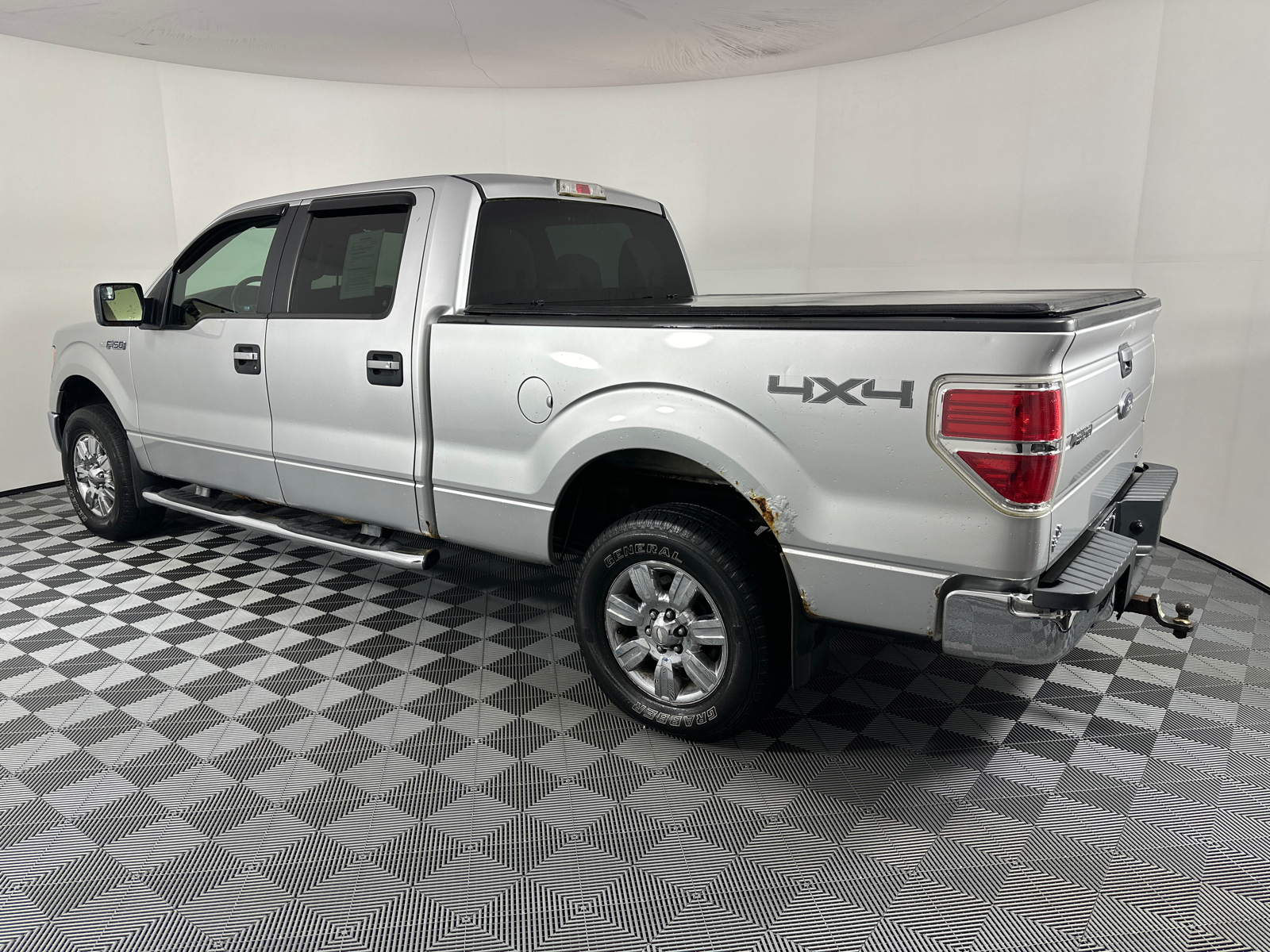 2012 Ford F-150  5