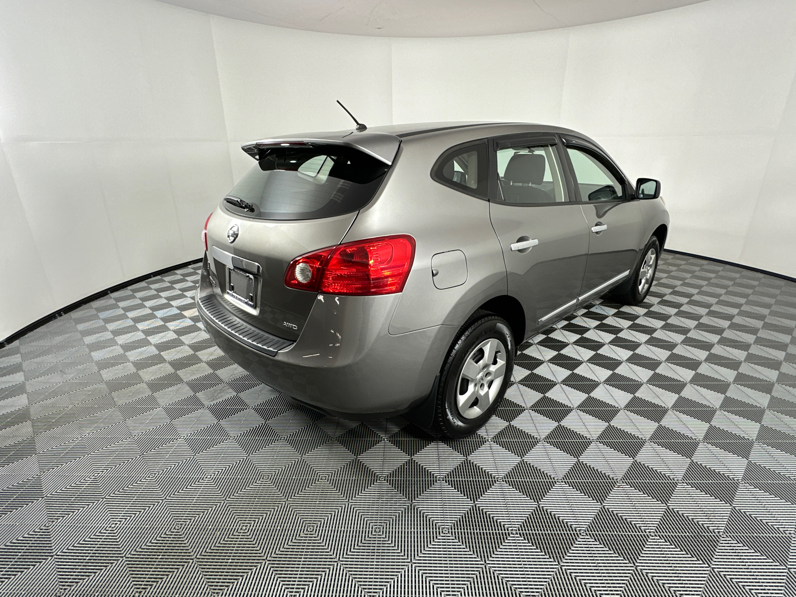 2011 Nissan Rogue S 7