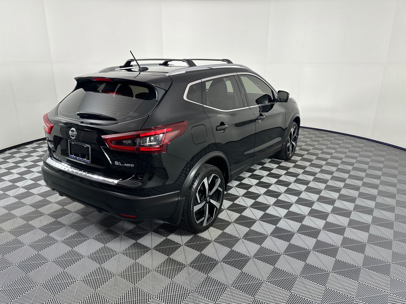 2022 Nissan Rogue Sport SL 7