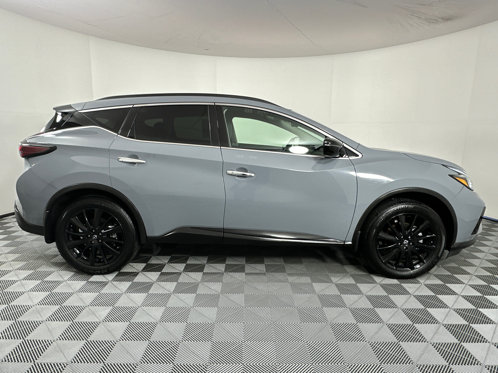 2023 Nissan Murano SV 8