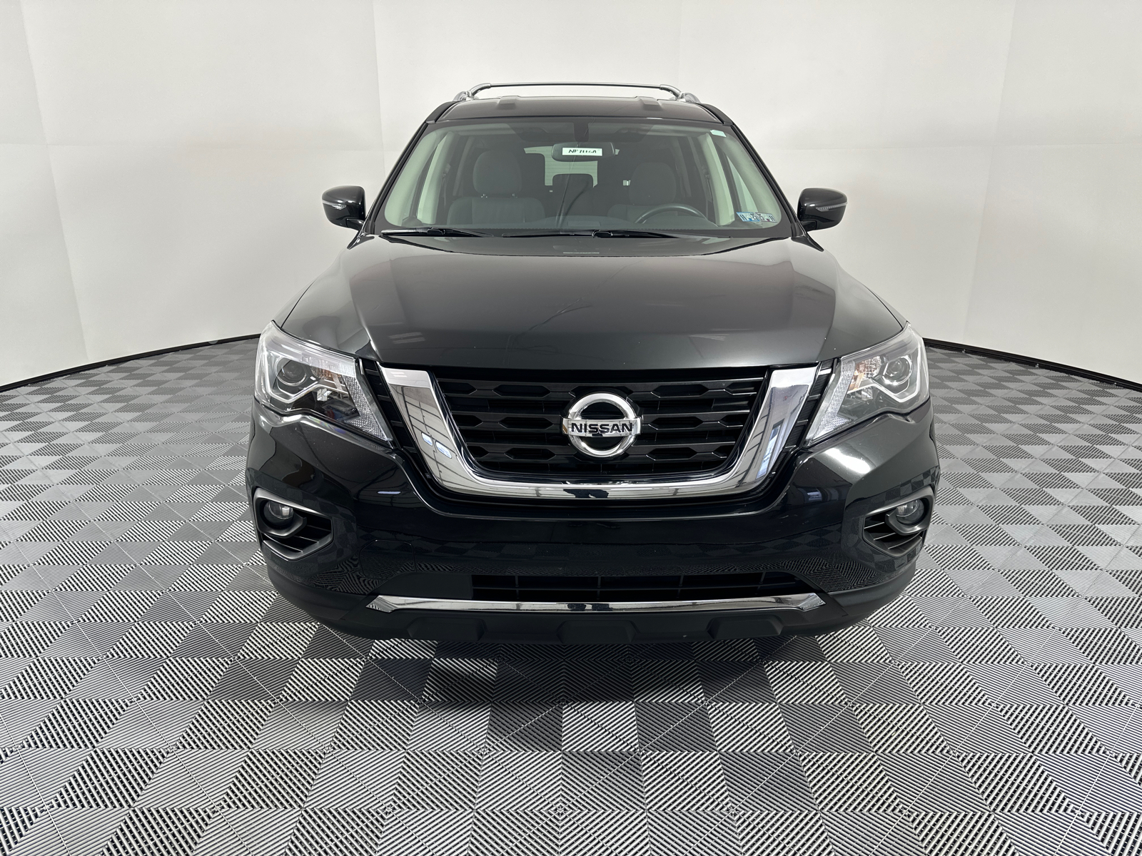 2020 Nissan Pathfinder SV 2