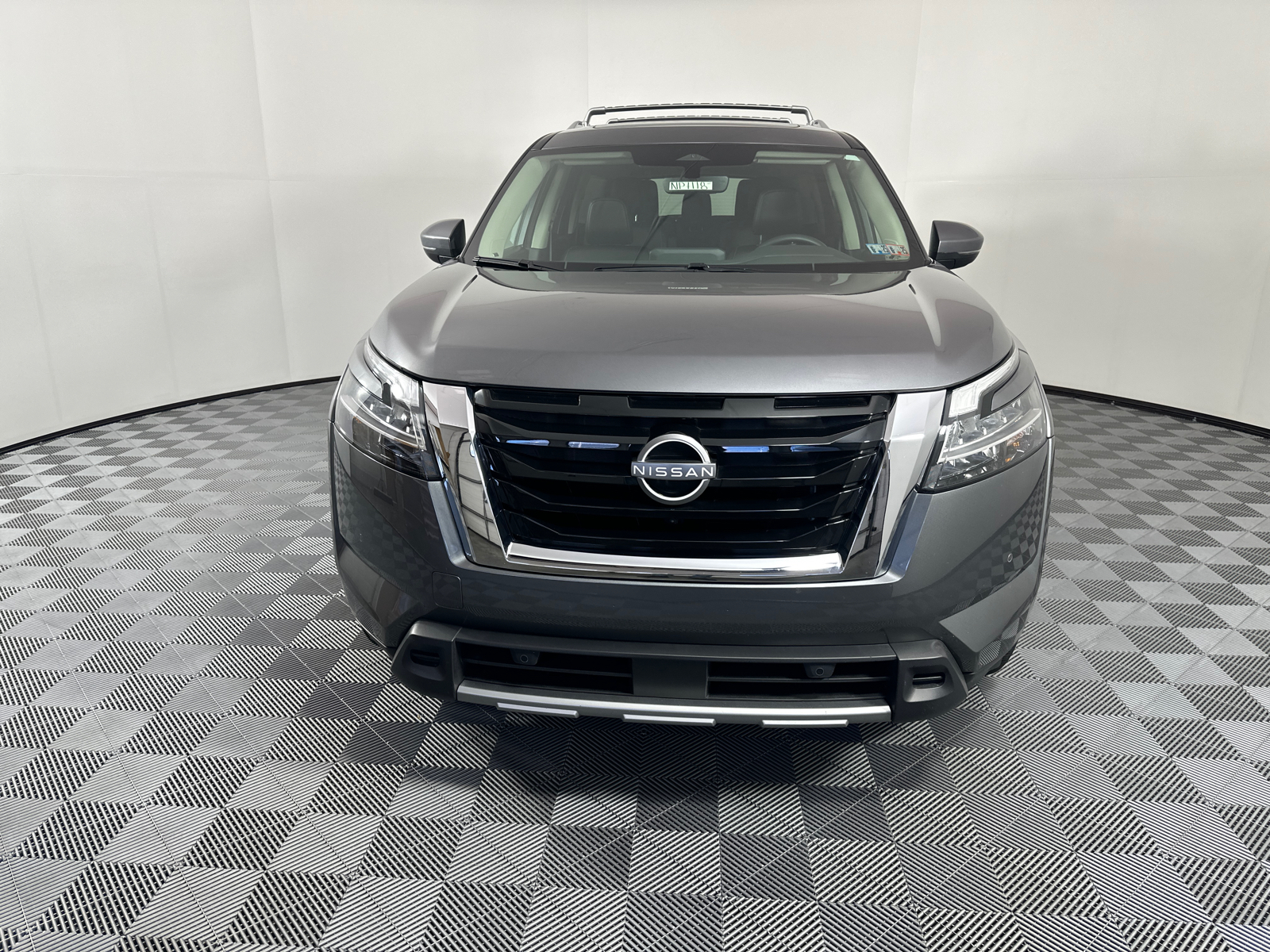 2023 Nissan Pathfinder SL 2