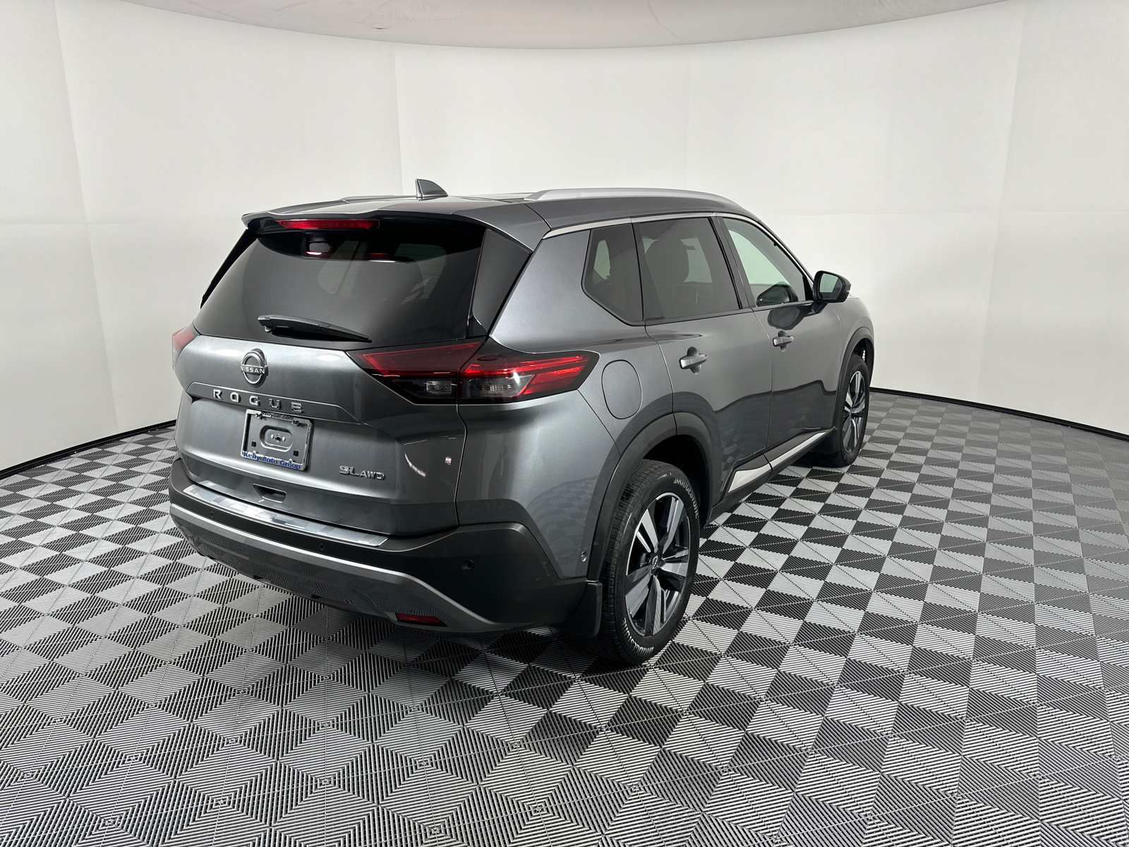 2023 Nissan Rogue SL 7