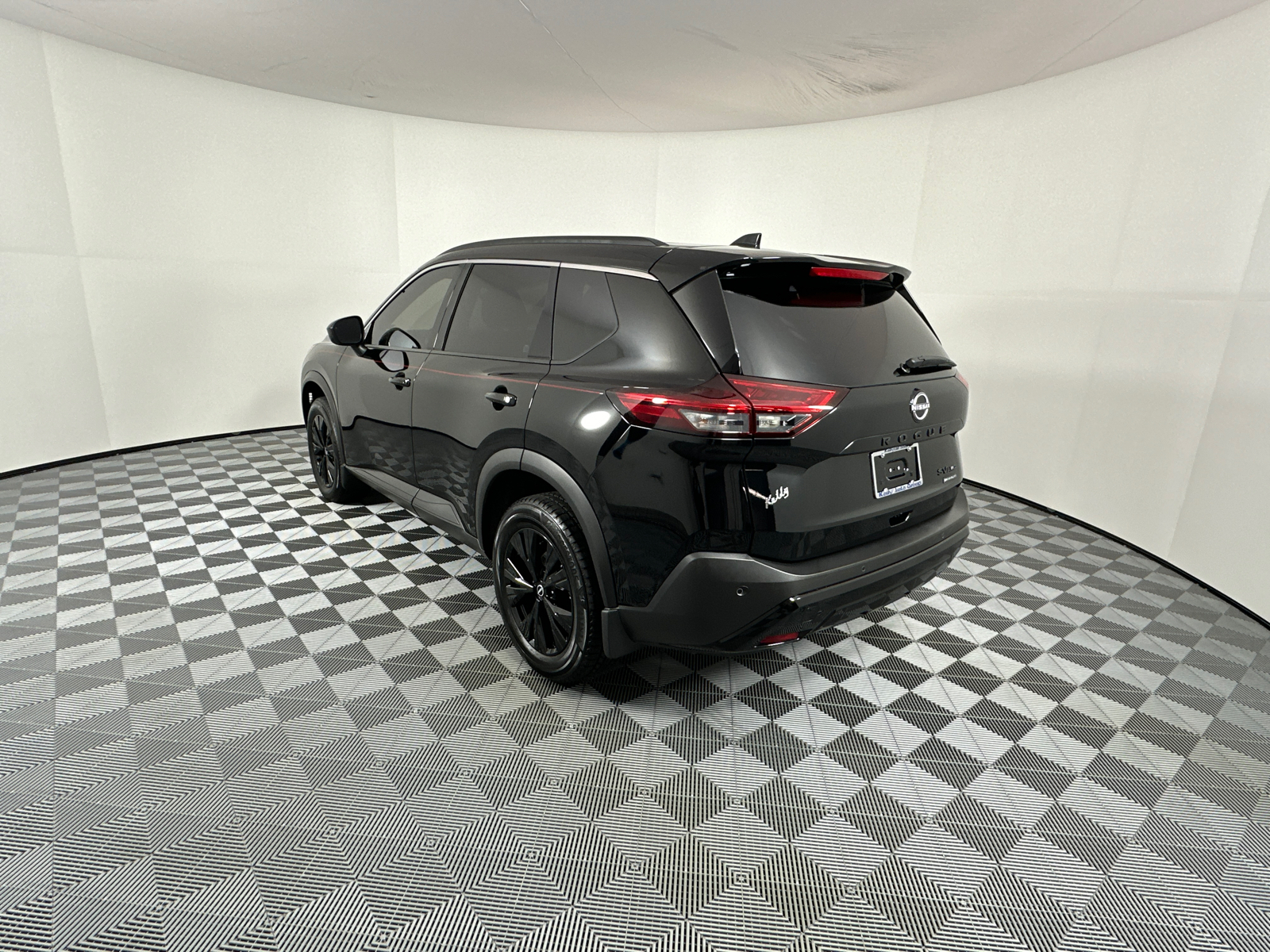 2023 Nissan Rogue SV 5