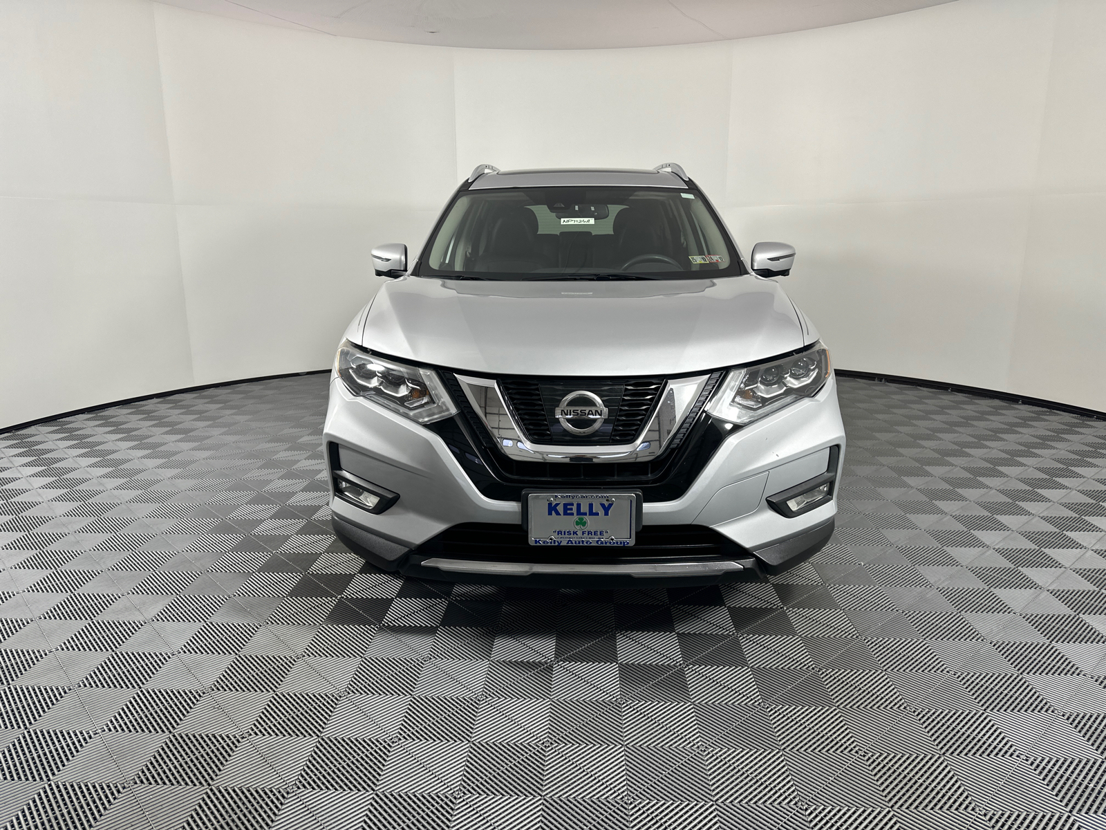 2017 Nissan Rogue SL 2