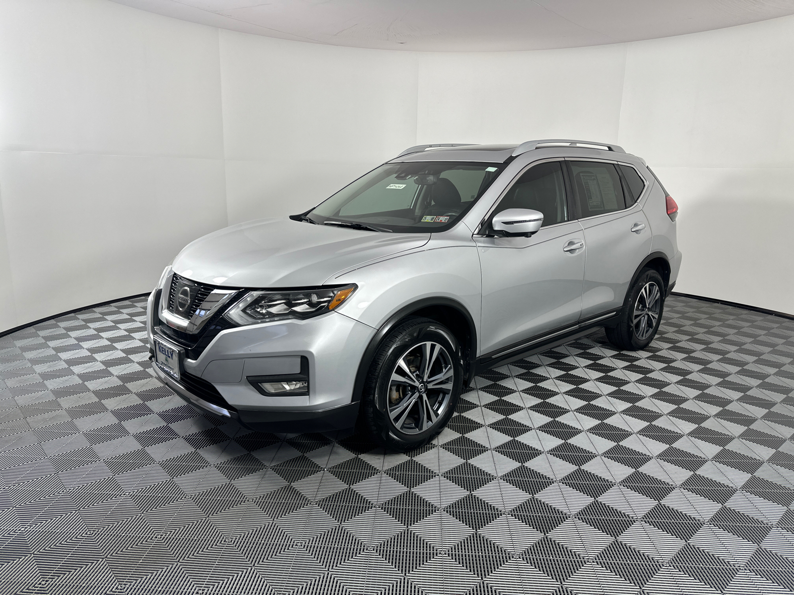 2017 Nissan Rogue SL 3