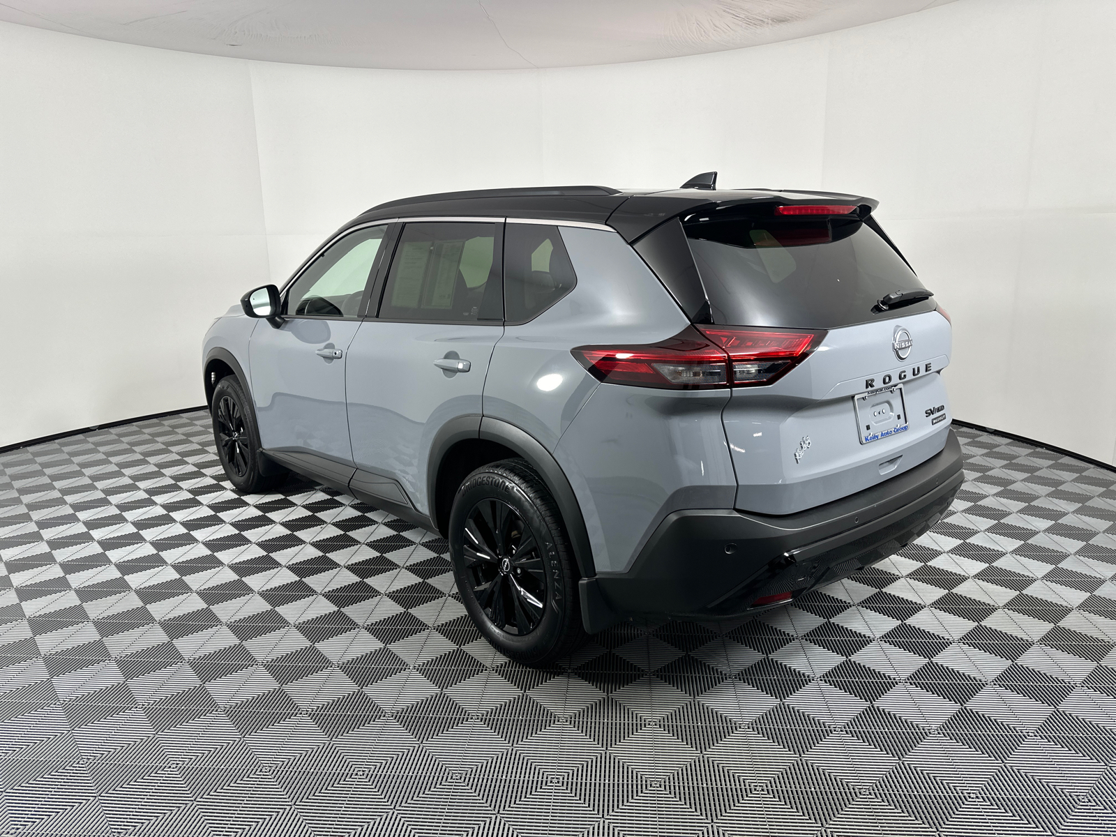 2023 Nissan Rogue SV 5