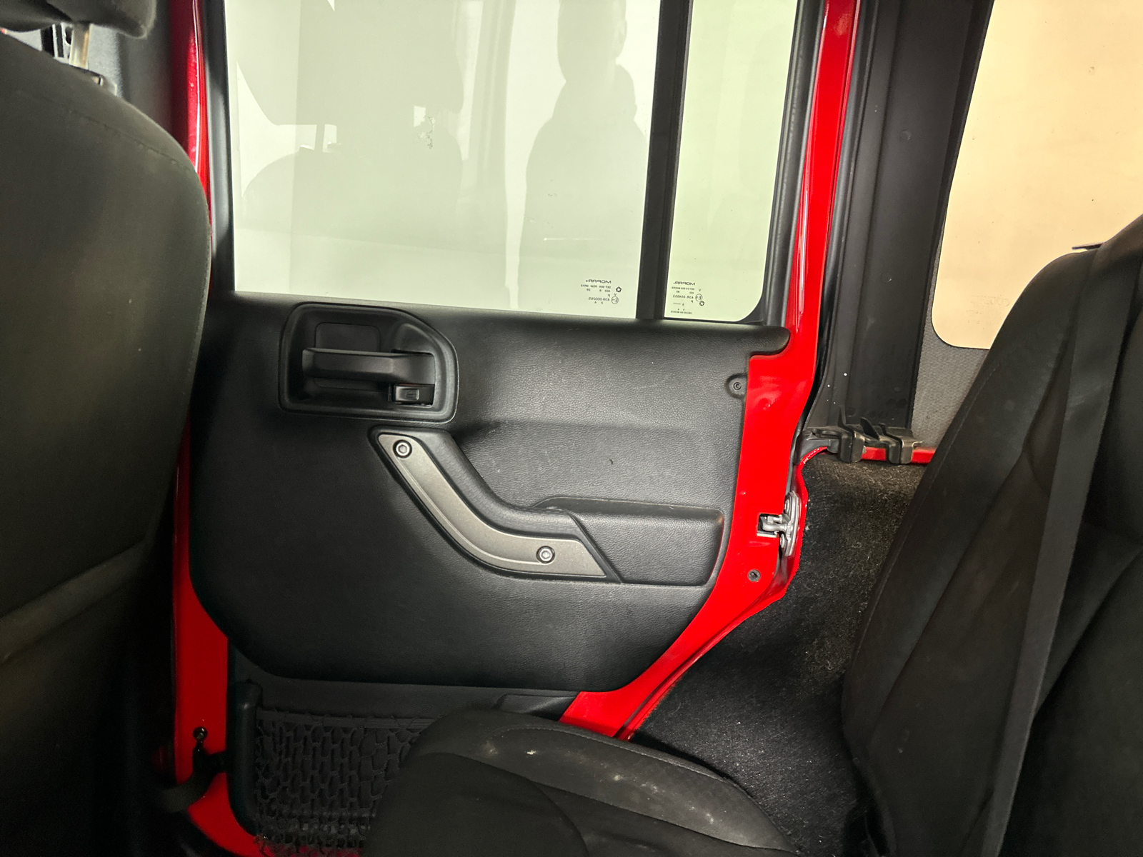 2016 Jeep Wrangler Unlimited Sport 14