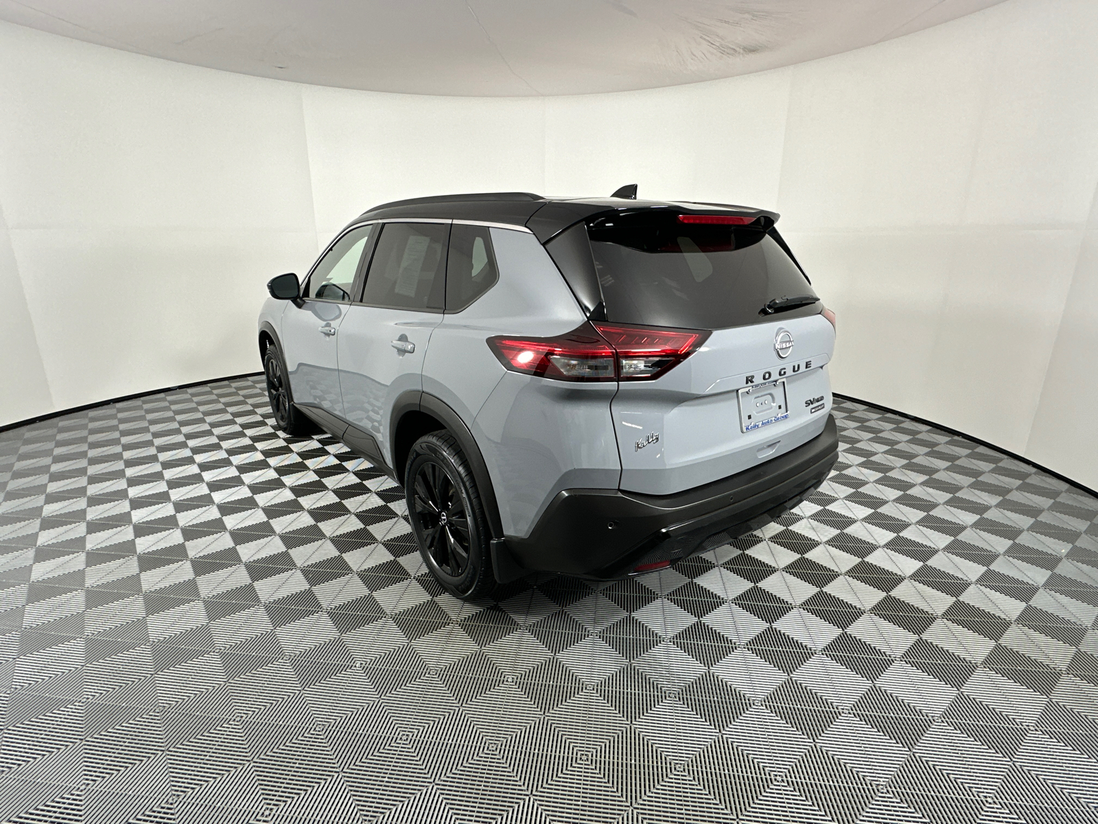 2023 Nissan Rogue SV 5