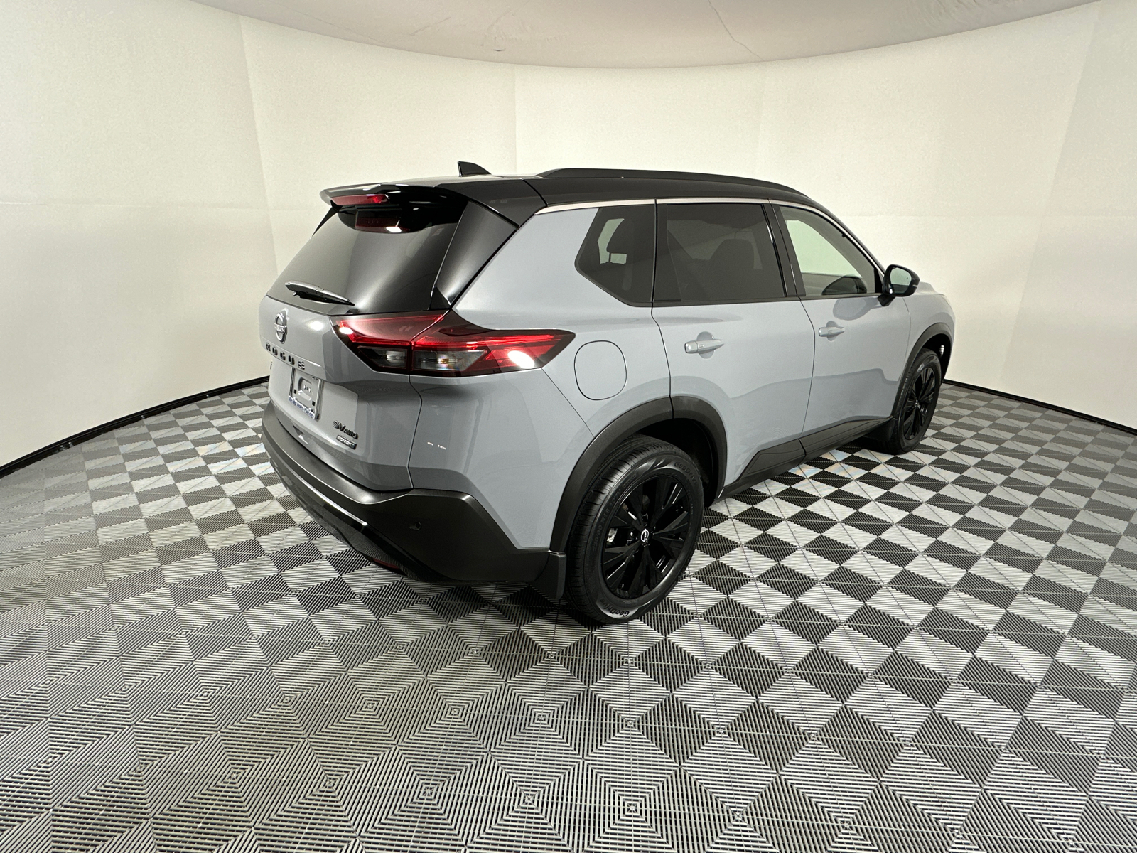 2023 Nissan Rogue SV 7