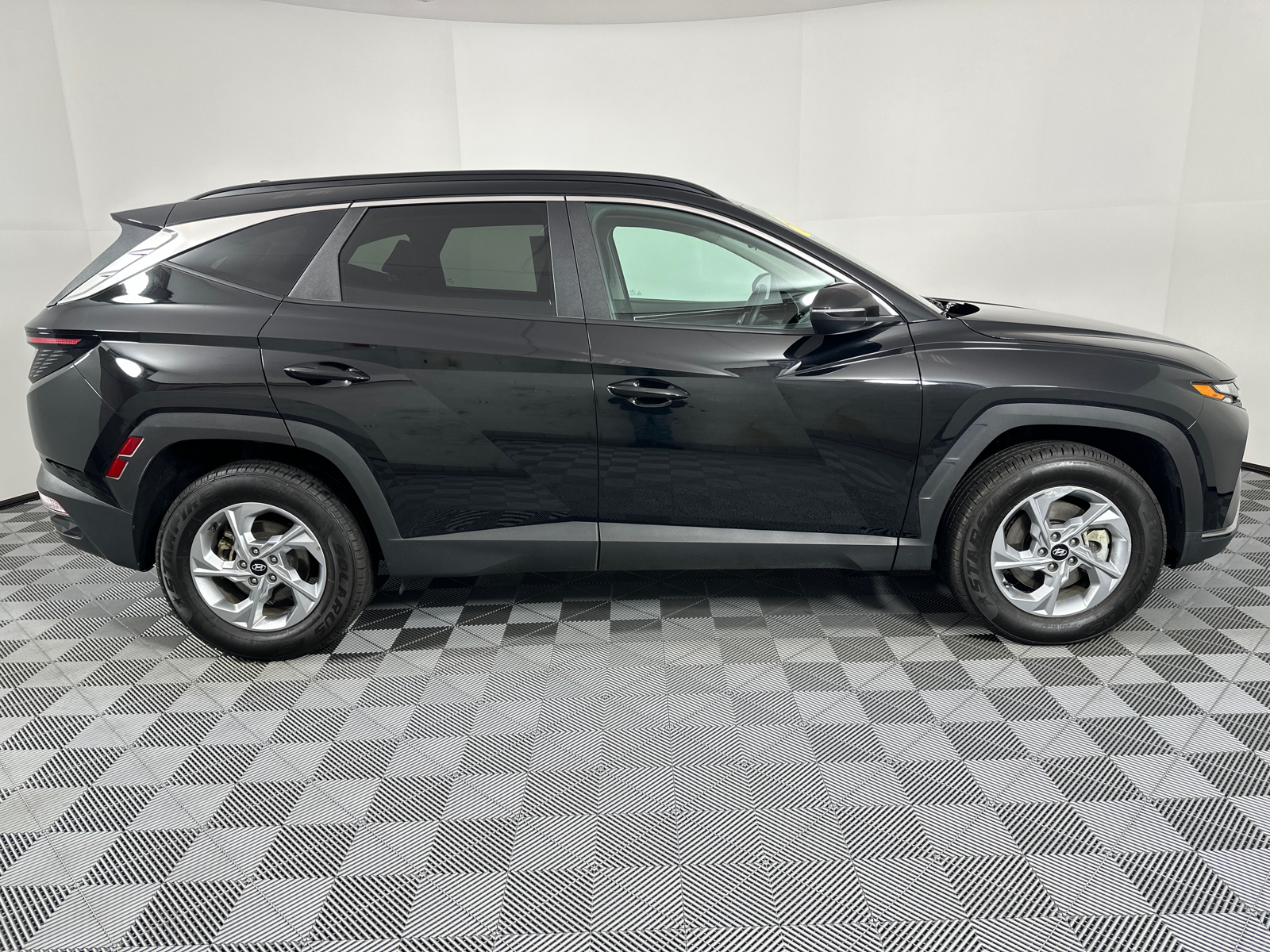 2023 Hyundai Tucson SEL 8