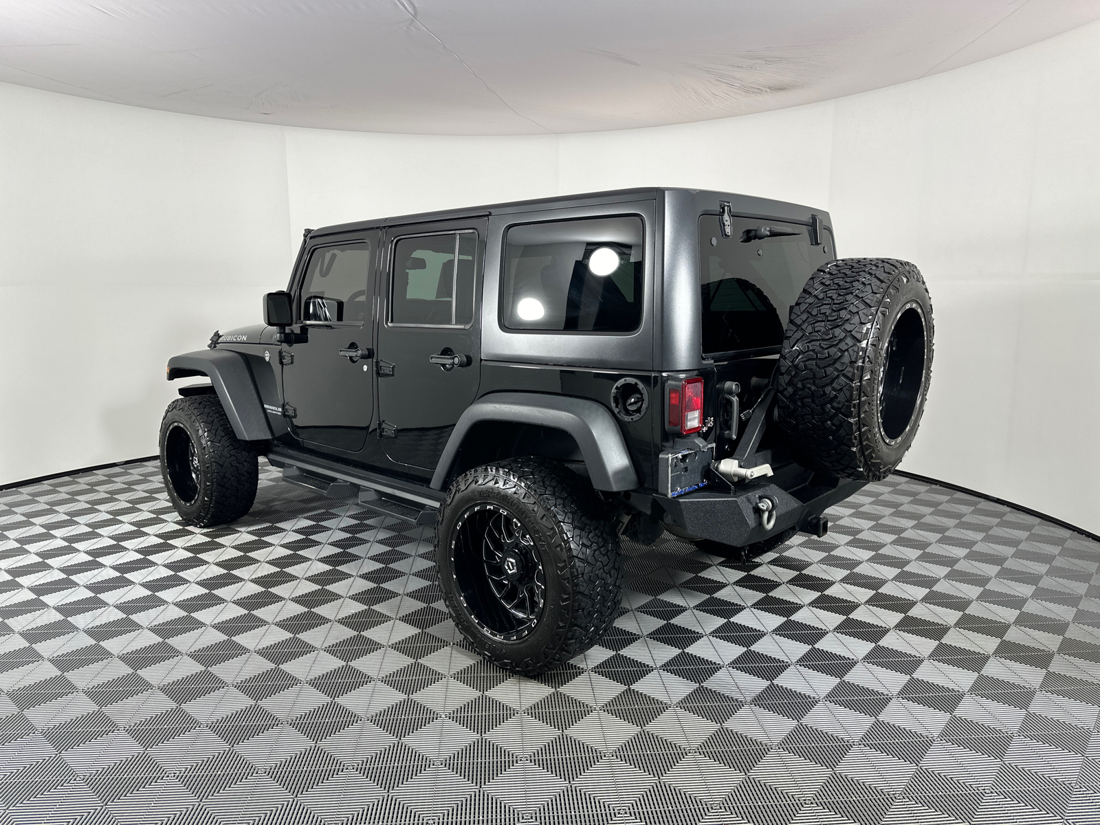 2016 Jeep Wrangler Unlimited Rubicon 5