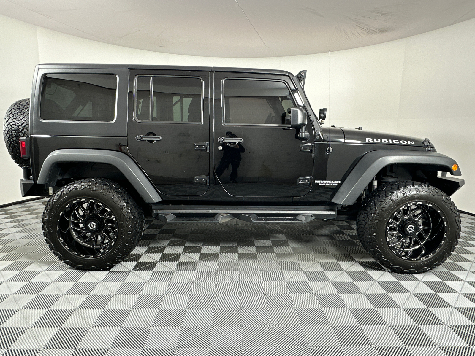 2016 Jeep Wrangler Unlimited Rubicon 8