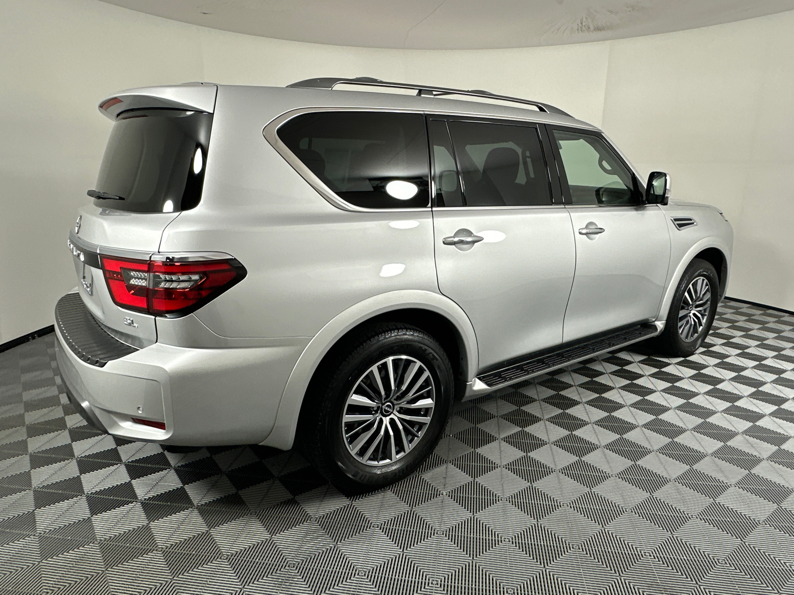 2023 Nissan Armada SL 7