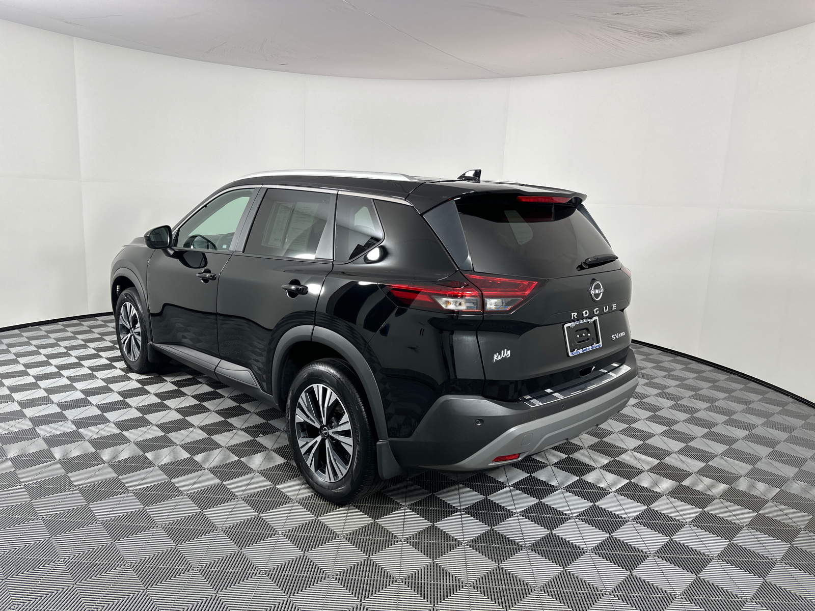 2023 Nissan Rogue SV 5