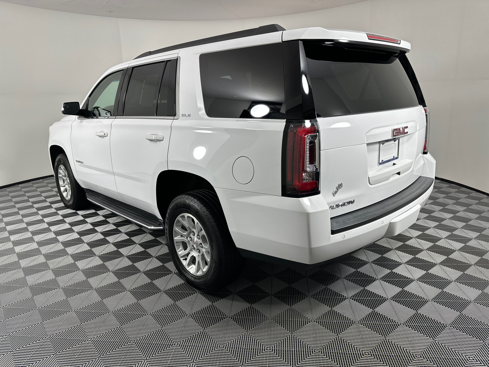 2020 GMC Yukon SLE 5