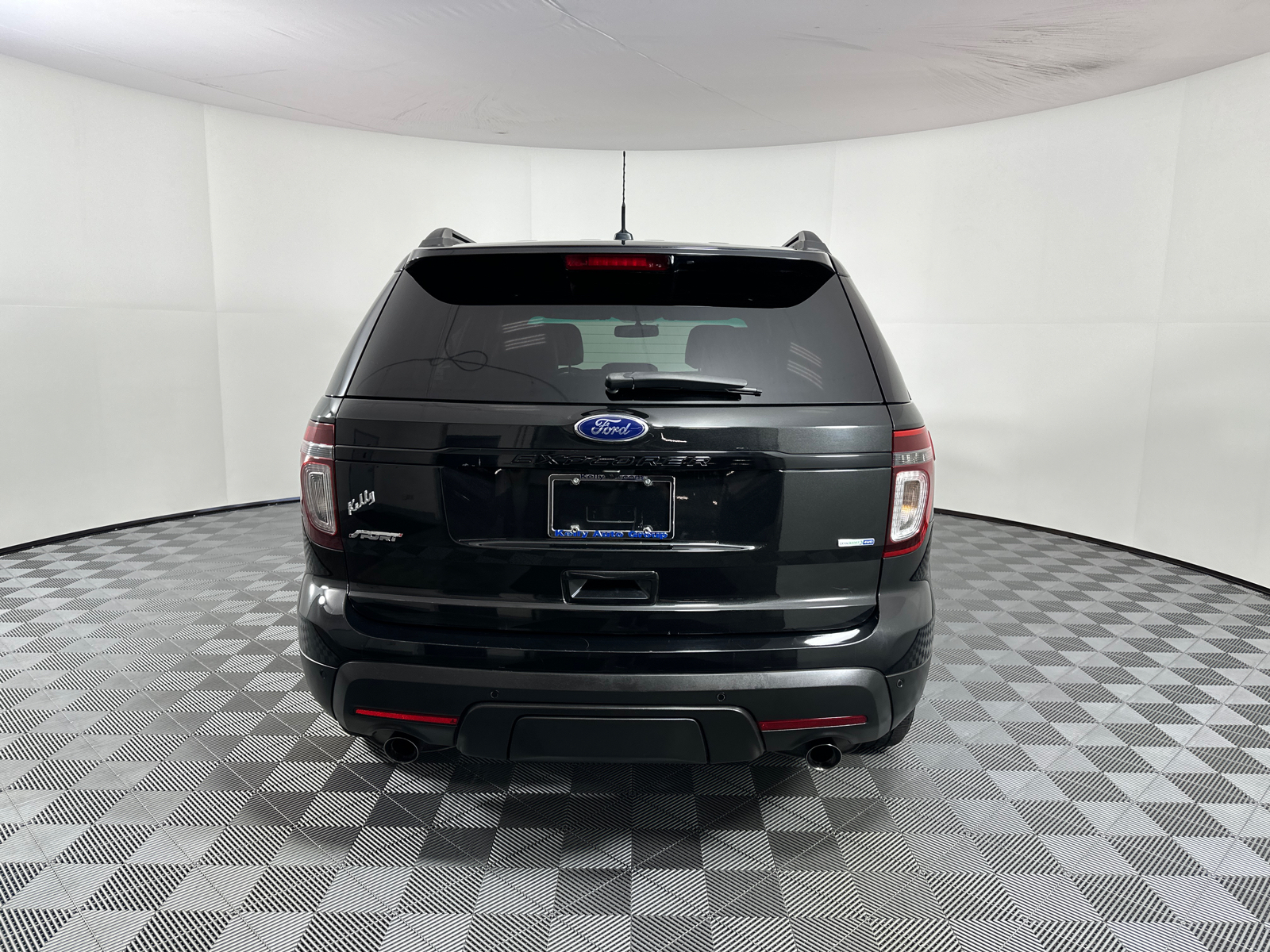 2013 Ford Explorer Sport 6