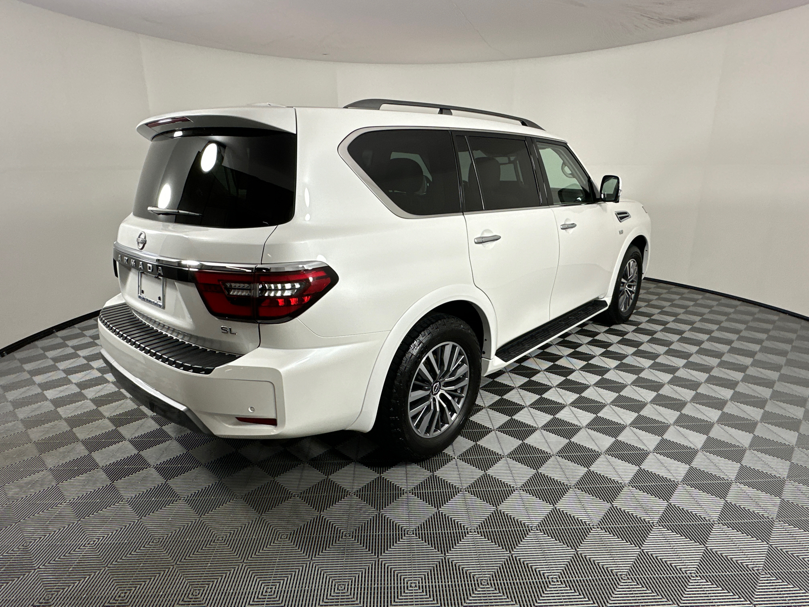 2022 Nissan Armada SL 7