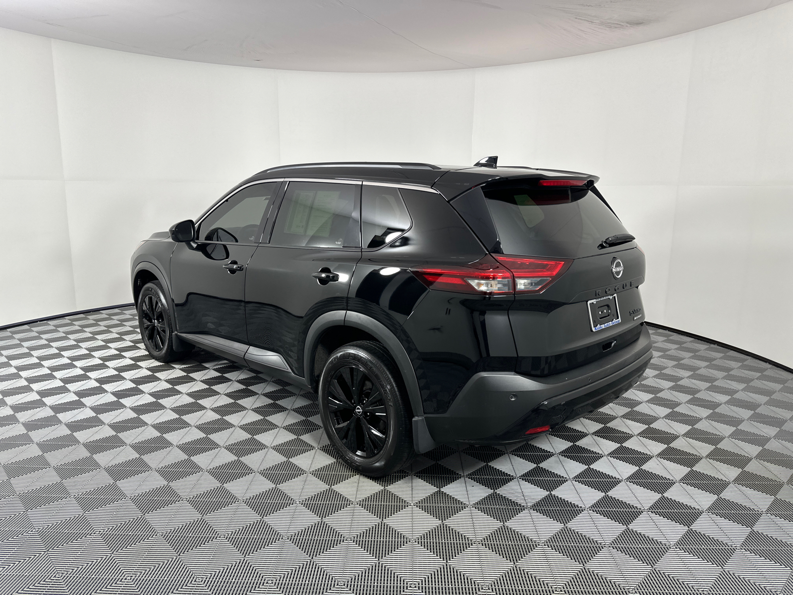 2023 Nissan Rogue SV 5