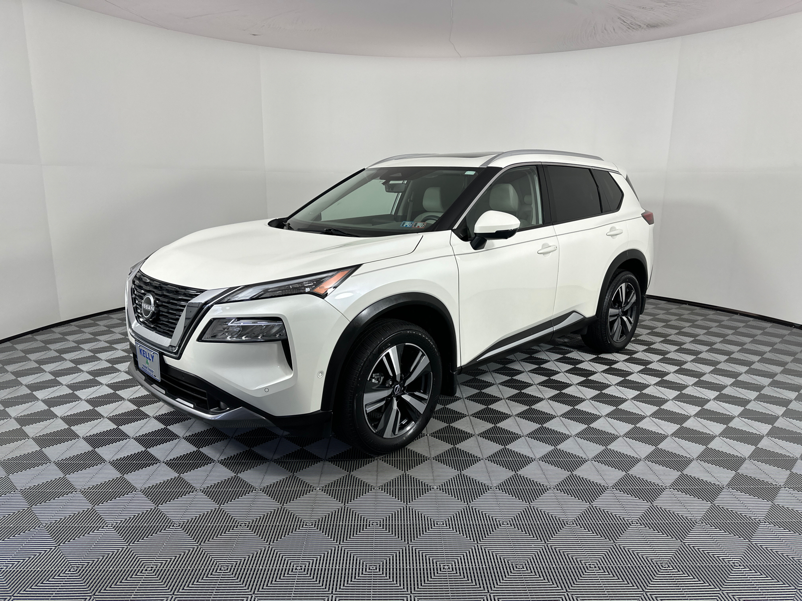 2023 Nissan Rogue SL 3