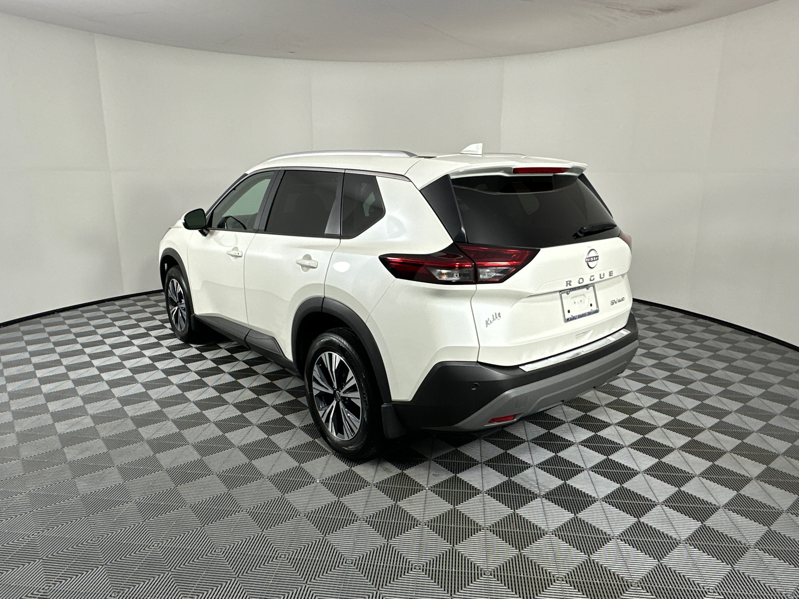 2023 Nissan Rogue SV 5