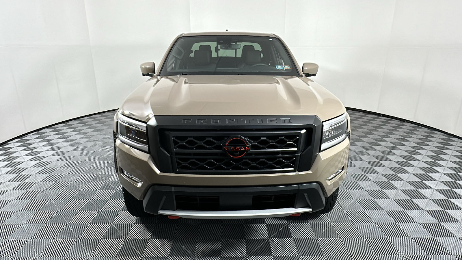 2023 Nissan Frontier  2