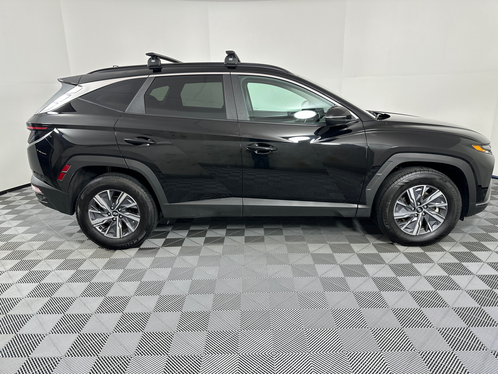 2023 Hyundai TUCSON Hybrid  8