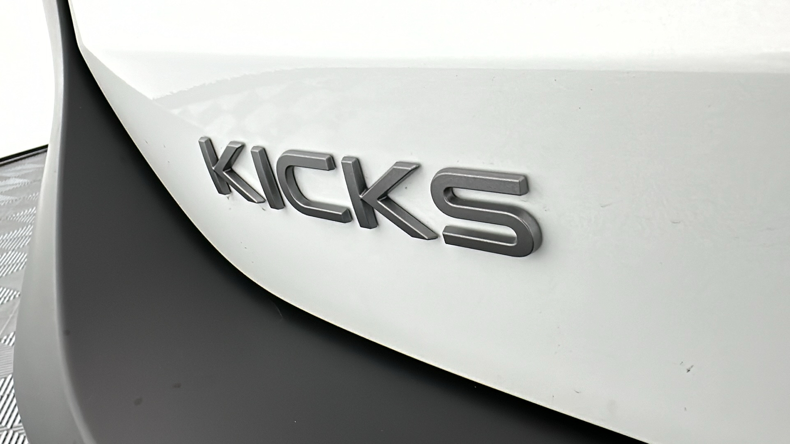 2025 Nissan Kicks  10