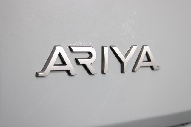 2023 Nissan Ariya VENTURE+ 5