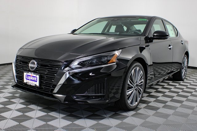 2023 Nissan Altima 2.5 SL 9