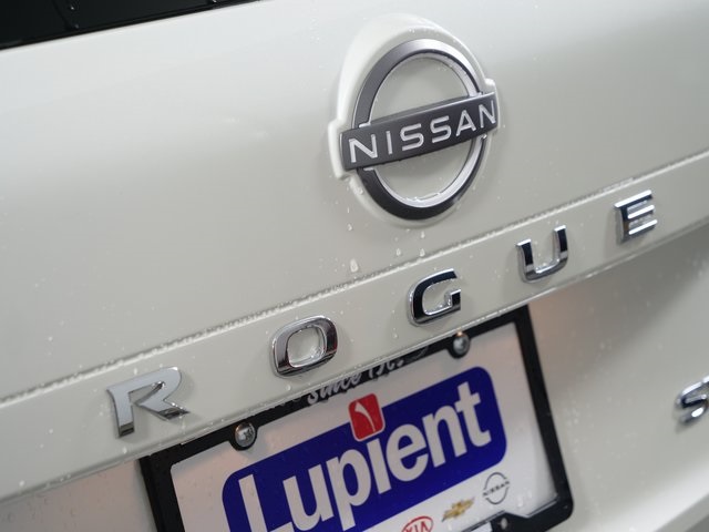2023 Nissan Rogue SV 5