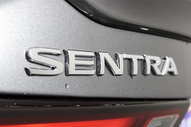 2023 Nissan Sentra SR 4