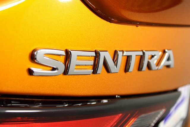 2023 Nissan Sentra SR 5