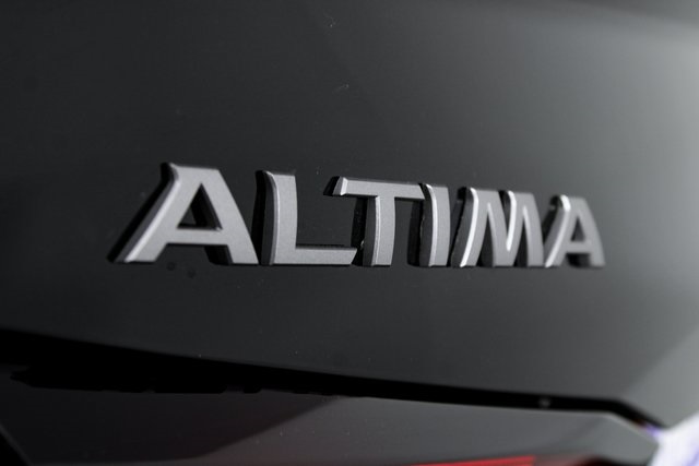 2023 Nissan Altima 2.5 SV 5