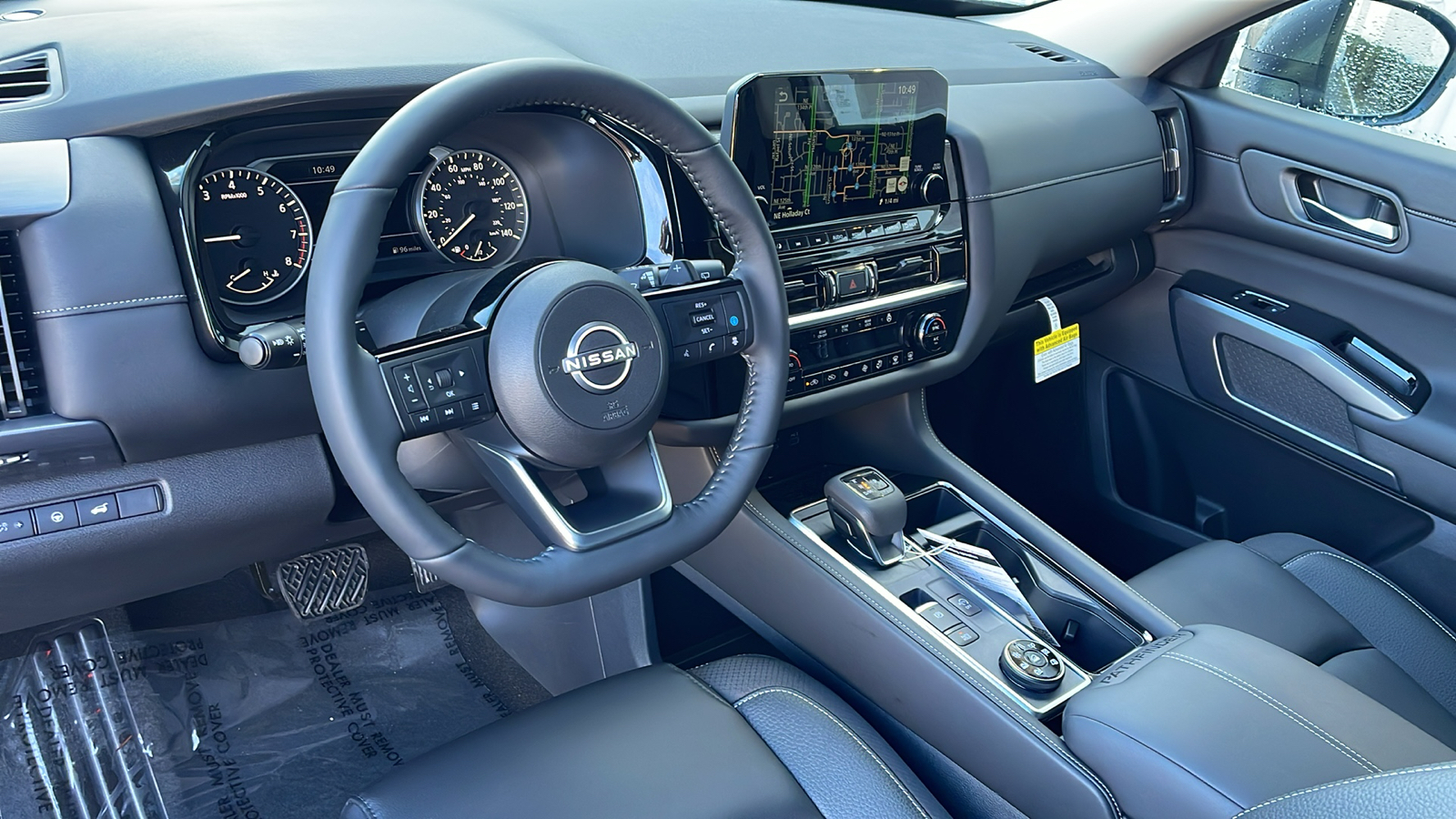 2024 Nissan Pathfinder SL 15