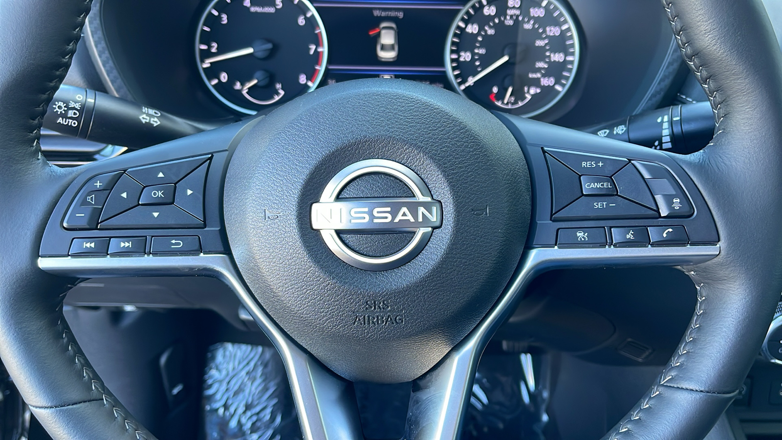 2024 Nissan Sentra SV 27
