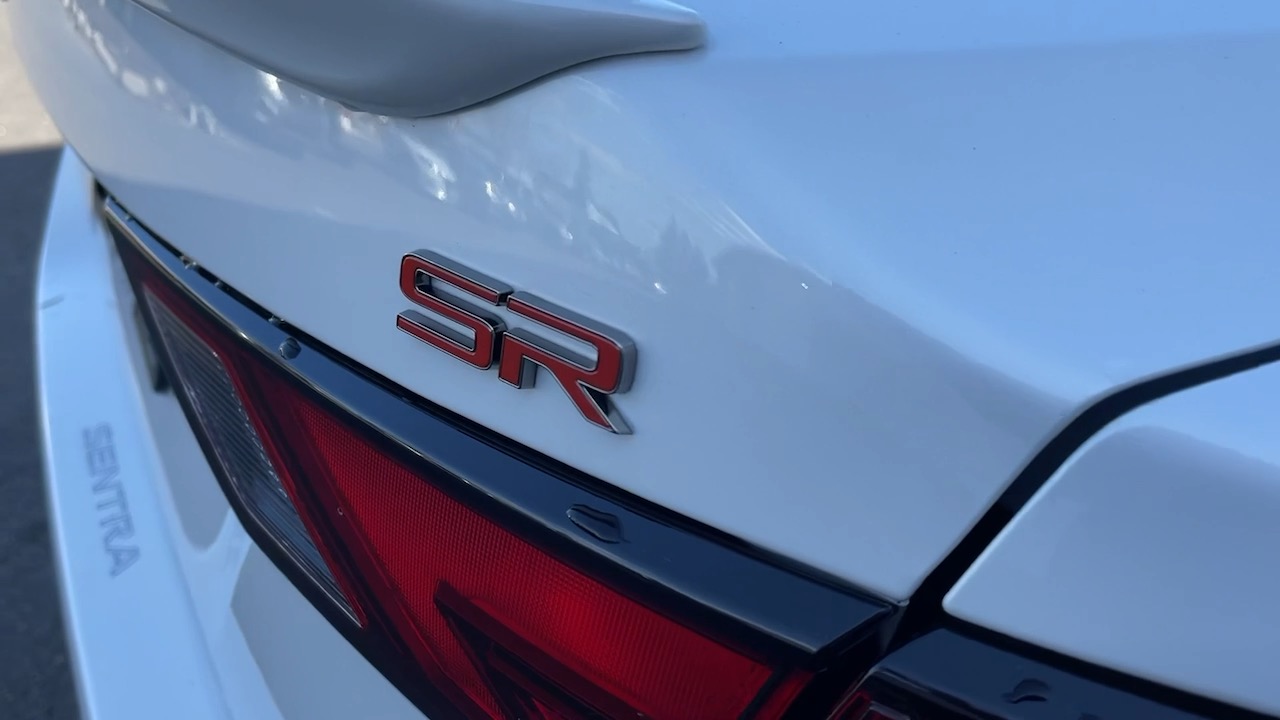 2024 Nissan Sentra SR 8