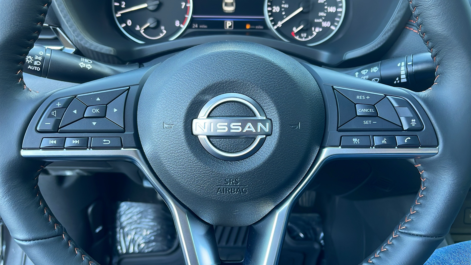 2024 Nissan Sentra SR 27