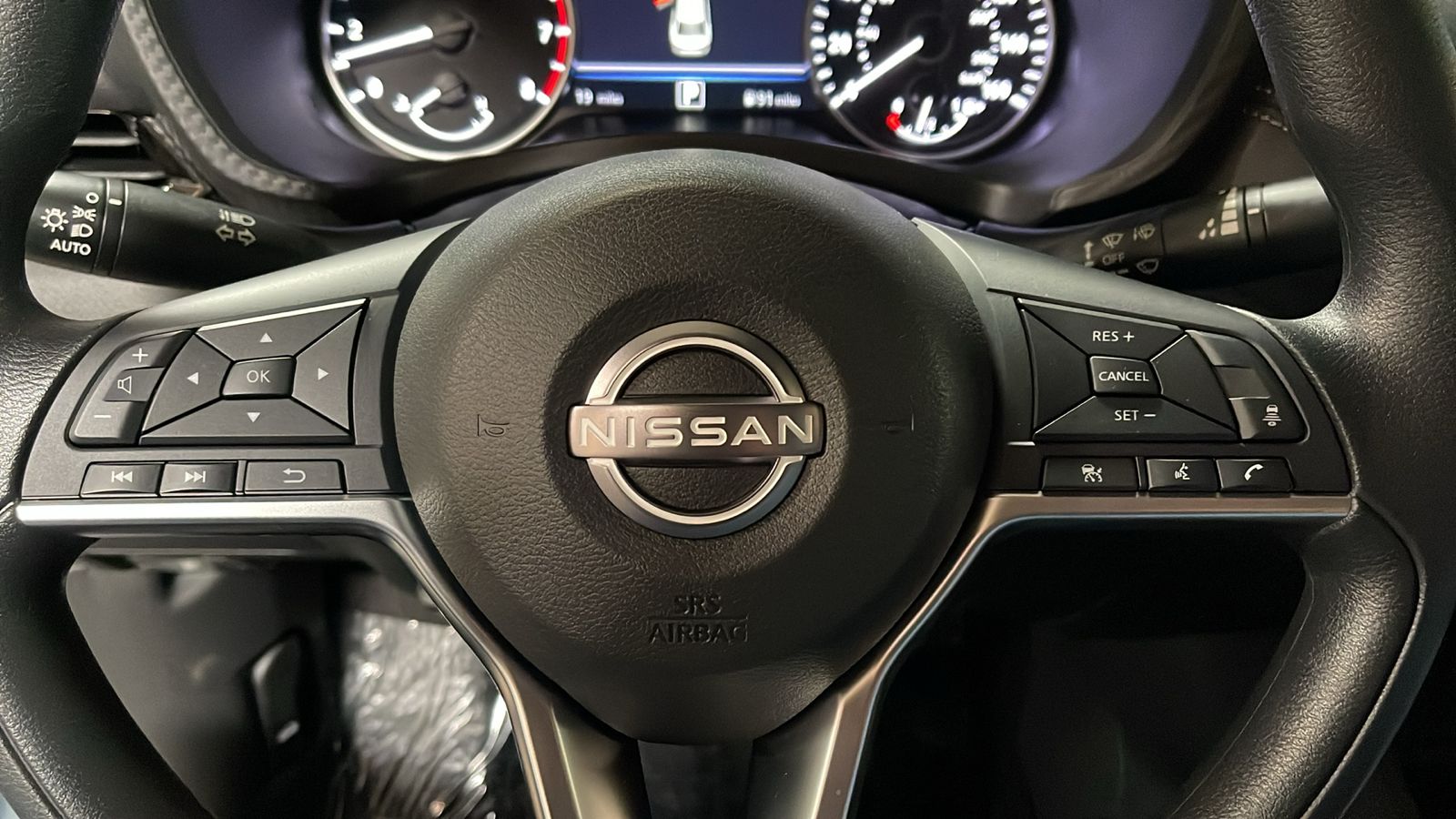 2024 Nissan Sentra SV 21