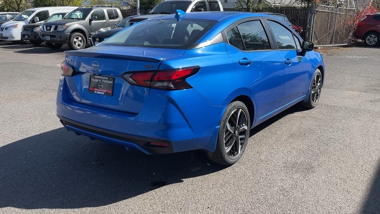 2024 Nissan Versa SR 8