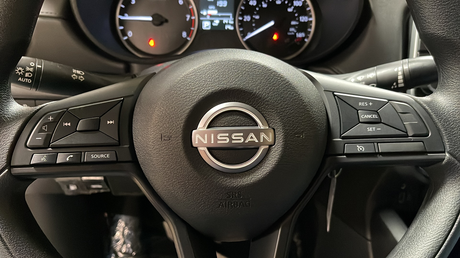 2024 Nissan Versa S 23