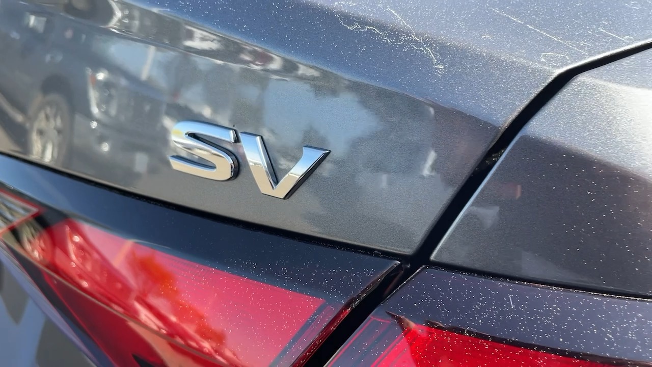 2024 Nissan Versa SV 7