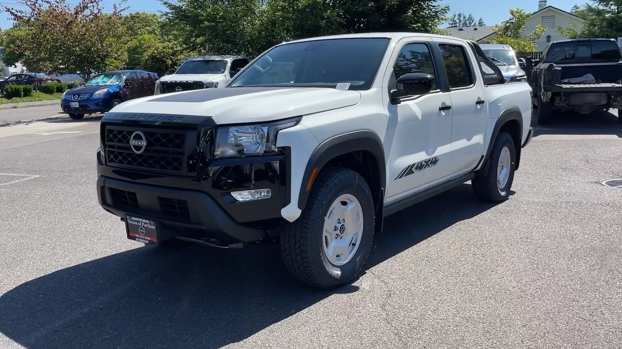 2024 Nissan Frontier SV Crew 3