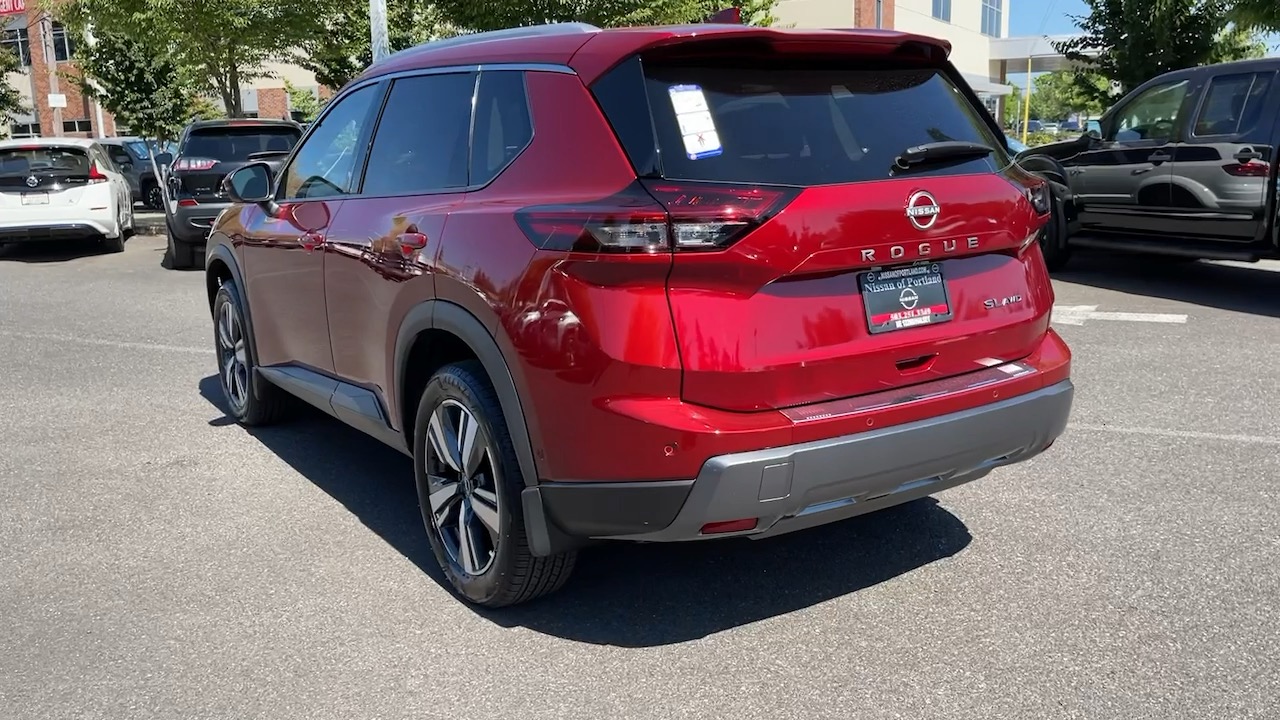 2024 Nissan Rogue SL 12