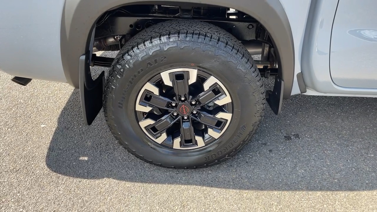 2024 Nissan Frontier PRO4X Crew 7