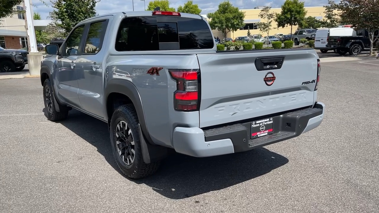 2024 Nissan Frontier PRO4X Crew 11