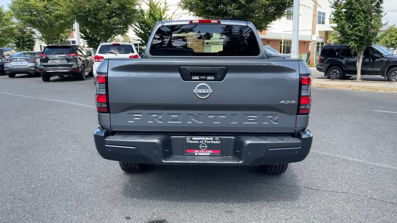 2024 Nissan Frontier S King 10