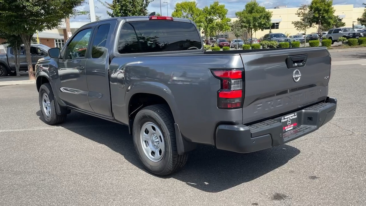 2024 Nissan Frontier S King 12